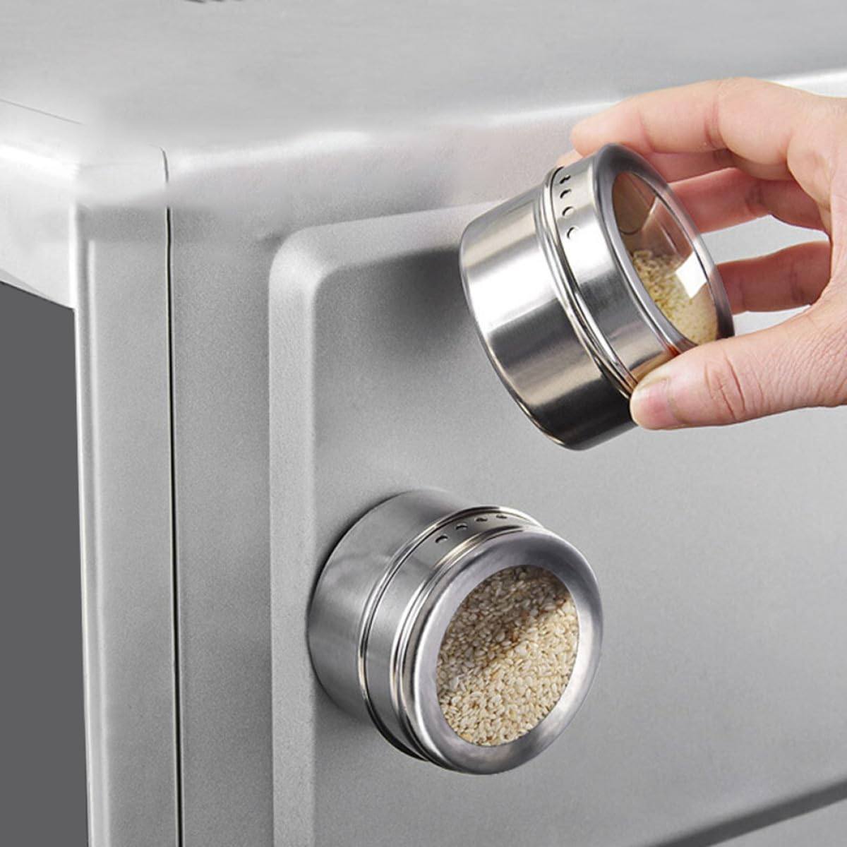SEWACC Pots à Épices Magnétiques Économise de L'espace Cuisine et Table avec Couvercle Transparent avec en Acier Inoxydable Lot de 8 Design à Double Tamis