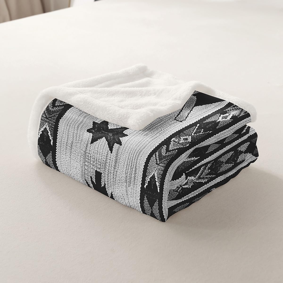 Feelyou Grey Southwestern Sherpa Blanket Queen 90"x90" Geometric Fleece Throw Blanket for Bed Sofa Couch Kids Tribal Exotic Style Native American Indian Design Plush Blanket Stripe Line Fuzzy Blanket