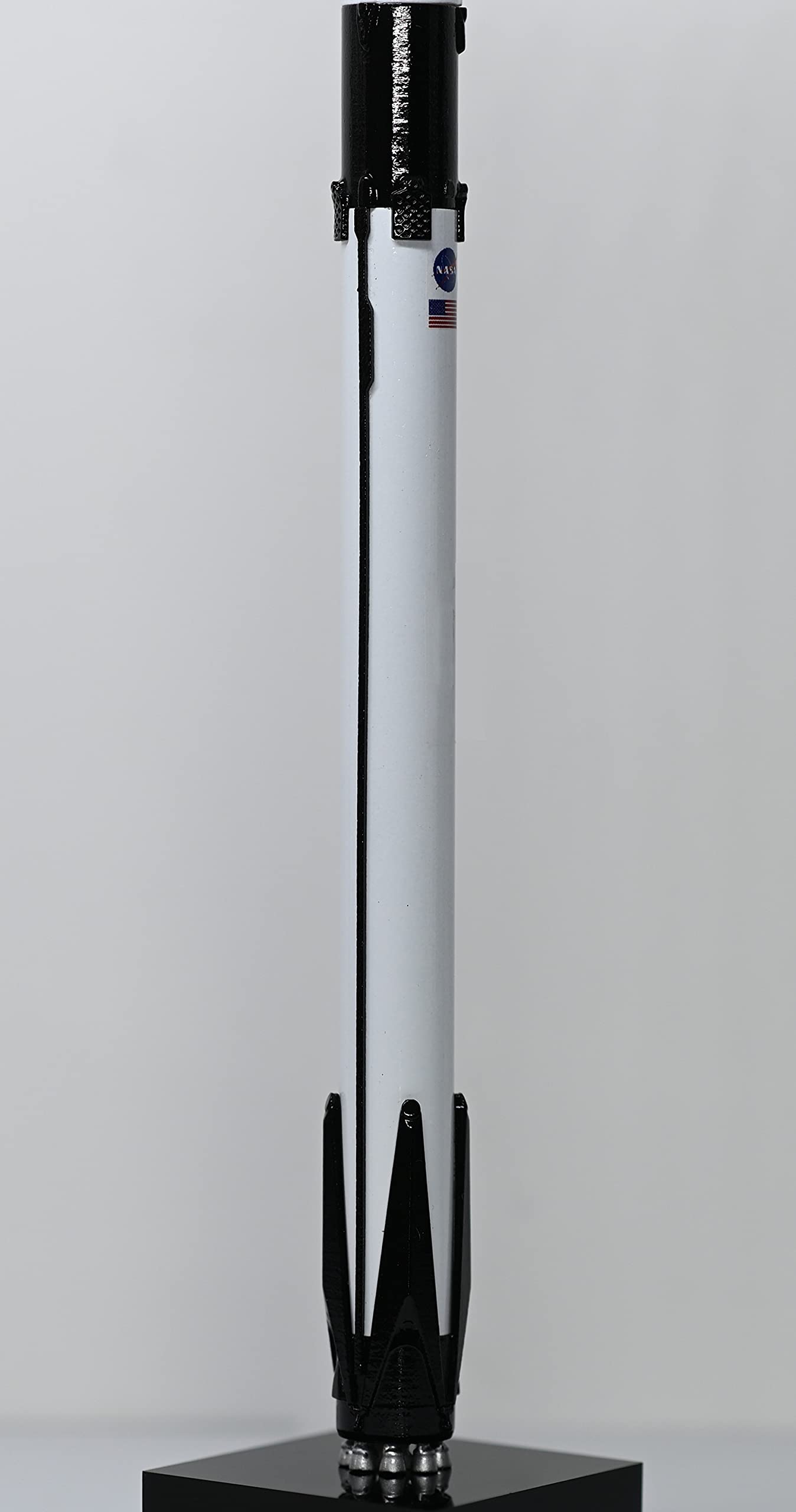 MJZYP Modèle De Fusée Falcon 9 1:233, Un Modèle Spatial F9 Simulé Et des Décorations De Bureau, Modèle Aérospatial Un Cadeau pour Les Passionnés