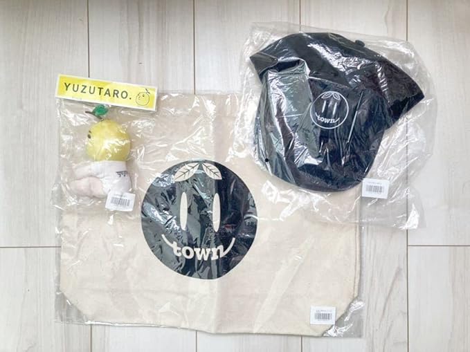 Amazon ゆず Yuzu Town ゆずタウン トートバッグ キャップ ゆず太郎キーホルダー アイドル 芸能人グッズ 通販