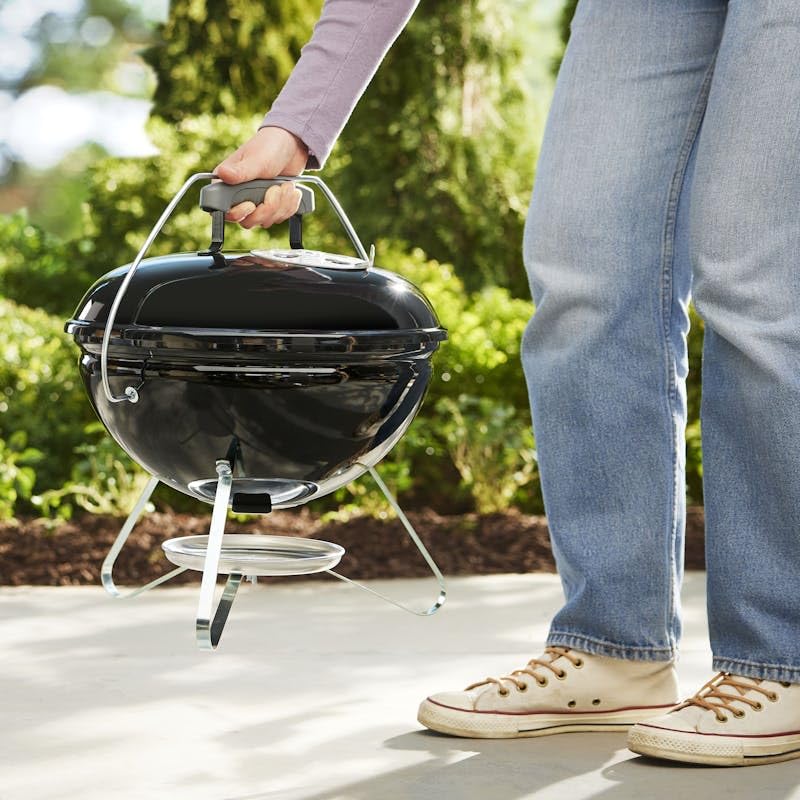 weber バーベキューコンロ 黒 Amazon | Weber (ウェーバー) スモーキージョー ブルー 37