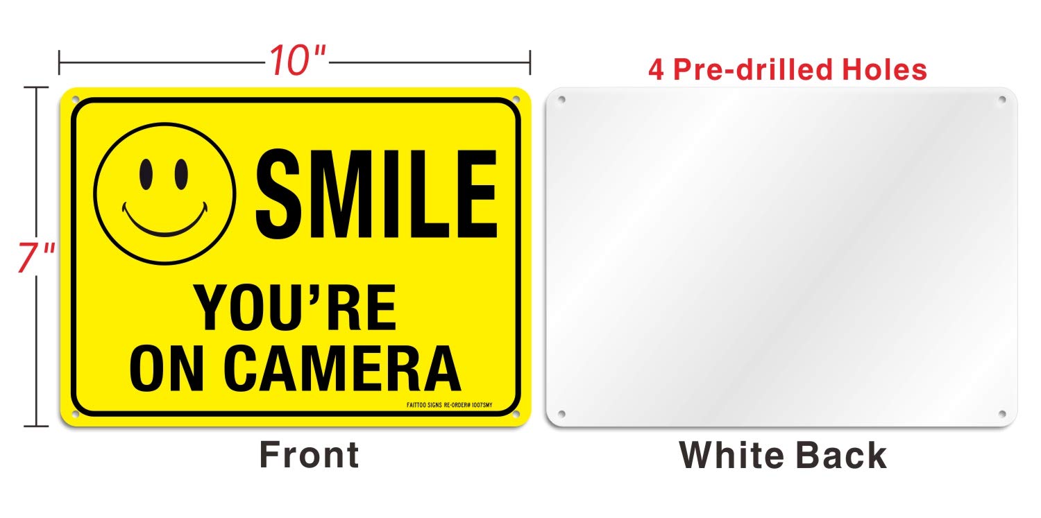 (4-pak) znak Faittoo Smile You're On Camera, odblaskowy 10 x 7 bez rdzy .40 aluminium, ochrona przed promieniowaniem UV, odporny na warunki atmosferyczne, trwały atrament, do użytku wewnątrz i na zewnątrz do domowego biznesu kamery bezpieczeństwa CCTV