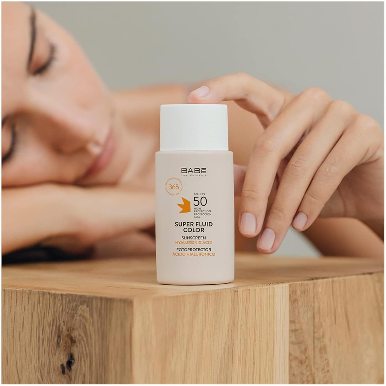 Babe Super Fluid Color Sunscreen SPF 50 – Tinted Facial Sunscreen – Lightweight, Non-Greasy, Broad Spectrum Protection – Suitable for Sensitive Skin – 50 ml