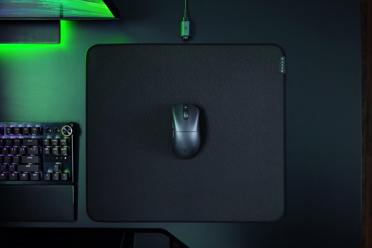Razer DeathAdder V3 HyperSpeed - Ultra-Light Ergonomic Wireless