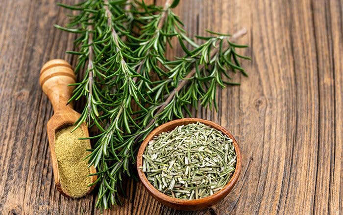 Miniatura 4 de Hojas secas de romero, 3 oz. Hierbas y especias naturales de primera calidad para carne, pescado, aceites, salsas, té. Sabor fresco y rico y salado