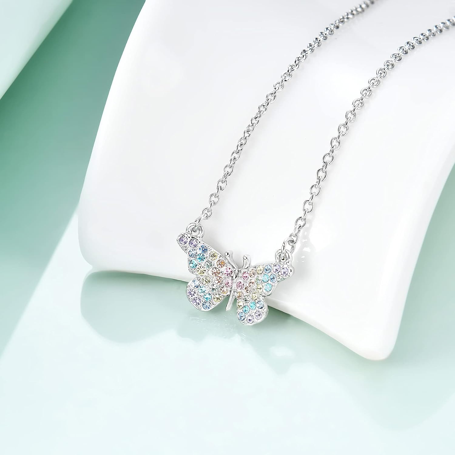 Butterfly Necklace Gifts for Girls Women,Butterfly Pendant Necklaces Jewelry Gift for Butterfly Lovers