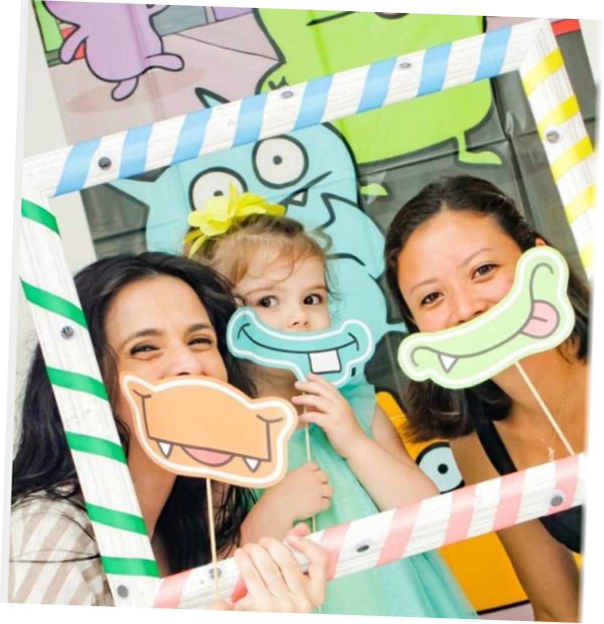 DIY Paper Photo Frame Props 68x48cm Creative Wedding Photo Booth for Bachelorette Party