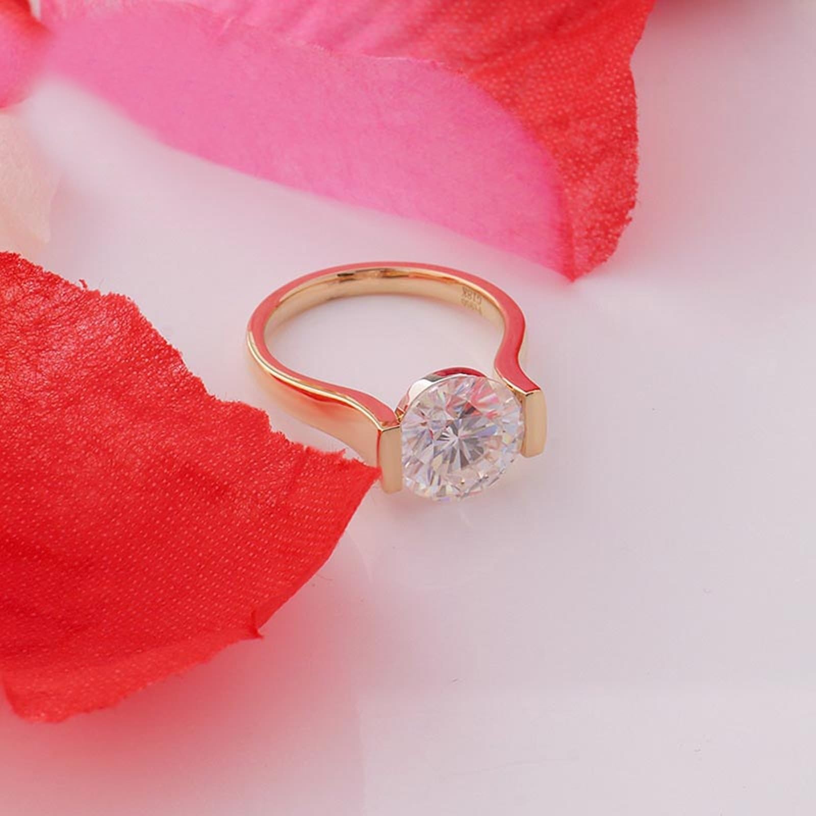 Alliance Femme Decor Gravée Alliance Homme Or Jaune Or 9 Carats Moissanite Solitaire avec Moissanite Ronde Taille Lesbienne pour Mesdames Nouvel An Bijoux