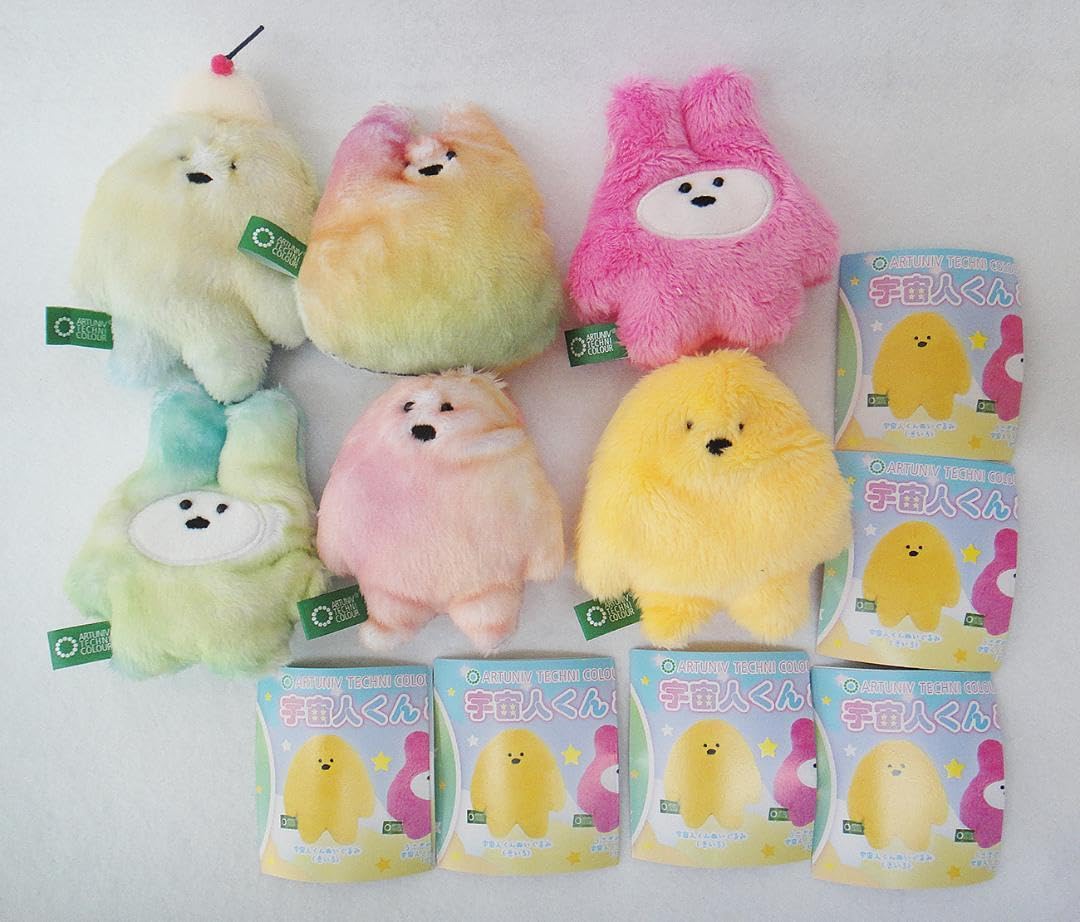 Amazon.co.jp: アートユニブテクニカラー 宇宙人くん ぬいぐるみ