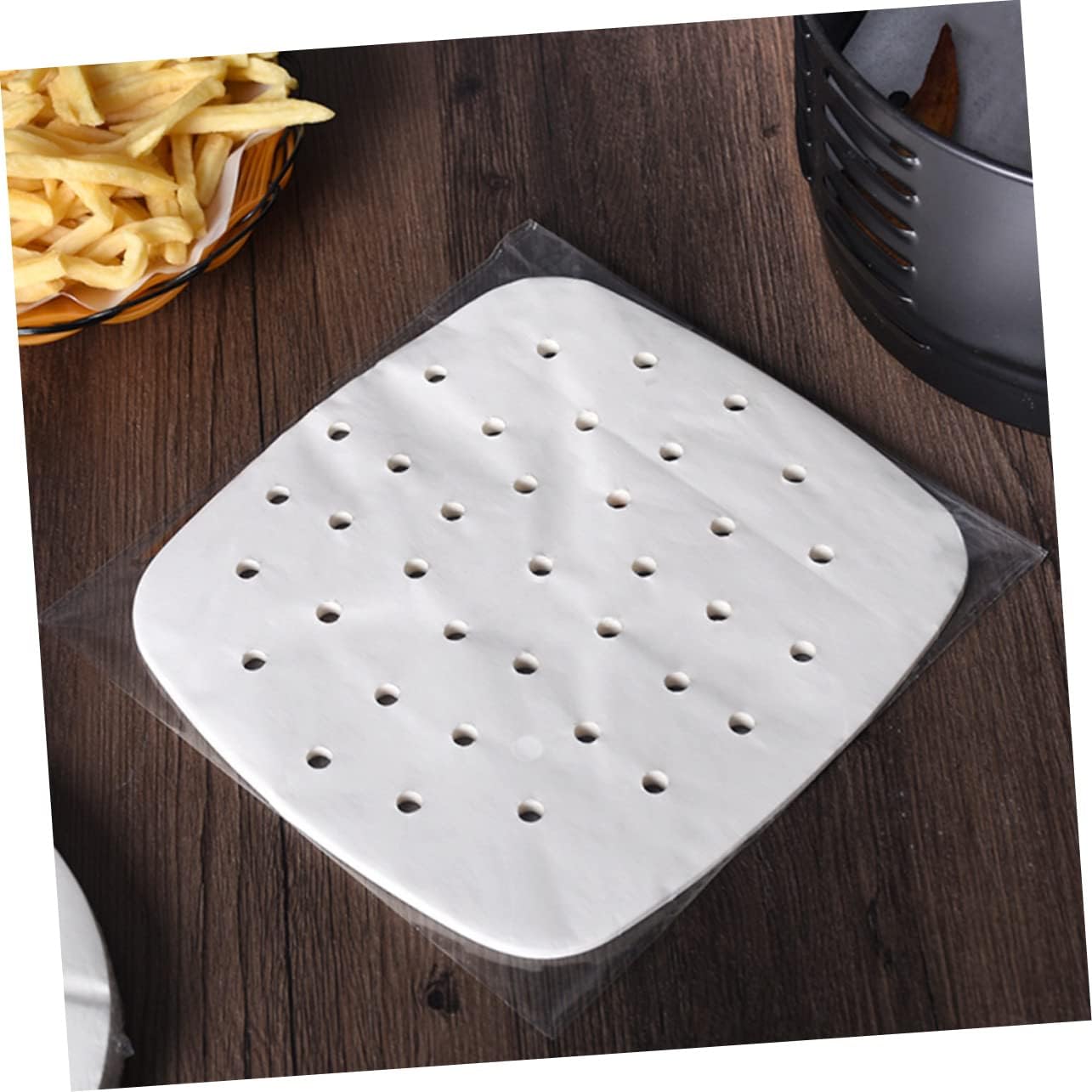MAGICLULU Perforated Air Fryer Paper Liners 100 Sheets Disposable Baking Paper for Air Fryer Non-Stick Food Grade Suitable for Roasting Steaming and Cooking