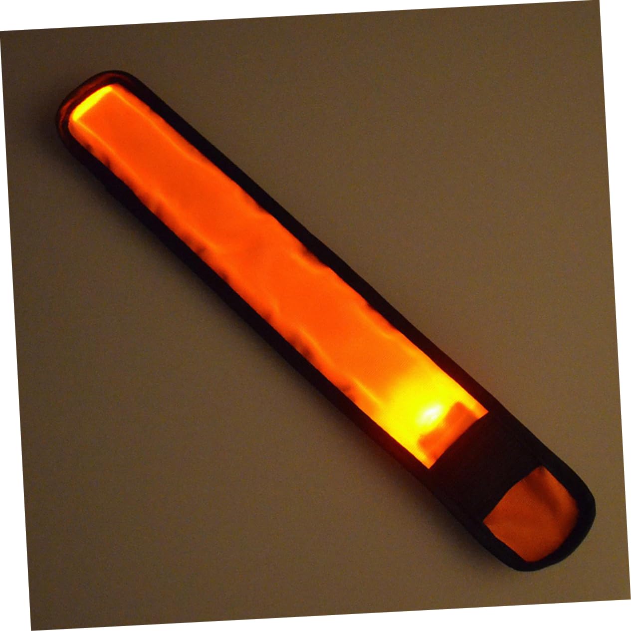 POPETPOP Bracciali LED Luminosi da Polso per Running Notturno Alta visibilità Colori Rosso Verde Arancione Giallo Comfort