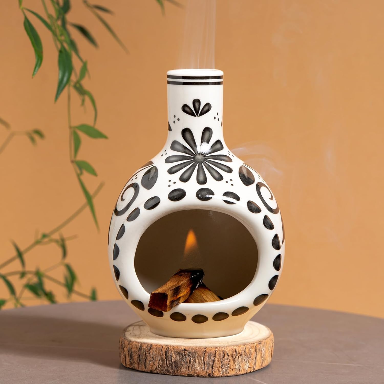 Handcrafted Palo Santo and Sage Holder White Smudge Burner Sticks Incense Cone Bowl Ceramic Pot Perfect for Enhanced Aromatherapy and Meditation Spaces Artisan Design for Elevated Spiritual Rituals