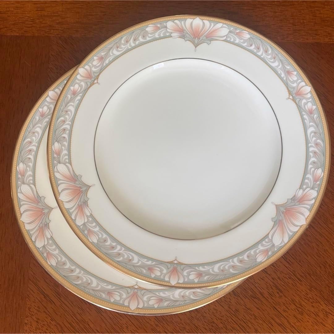 【訳あり】オールドノリタケ ２３㎝ 紋蓋付き 金盛り ボウル メープルリーフ 訳あり】オールドノリタケ 23㎝ 紋蓋付き 金盛り ボウル メープル