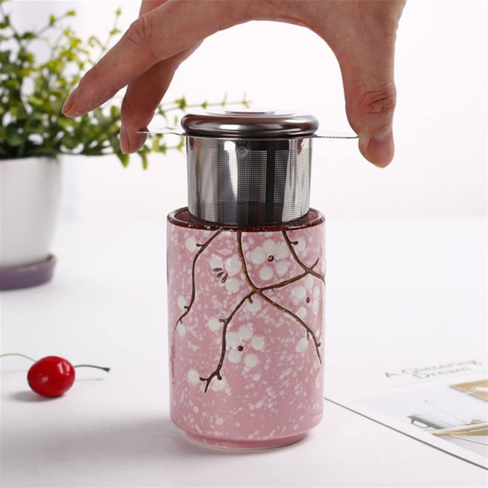 Infuseur à thé en acier inoxydable avec mailles en métal