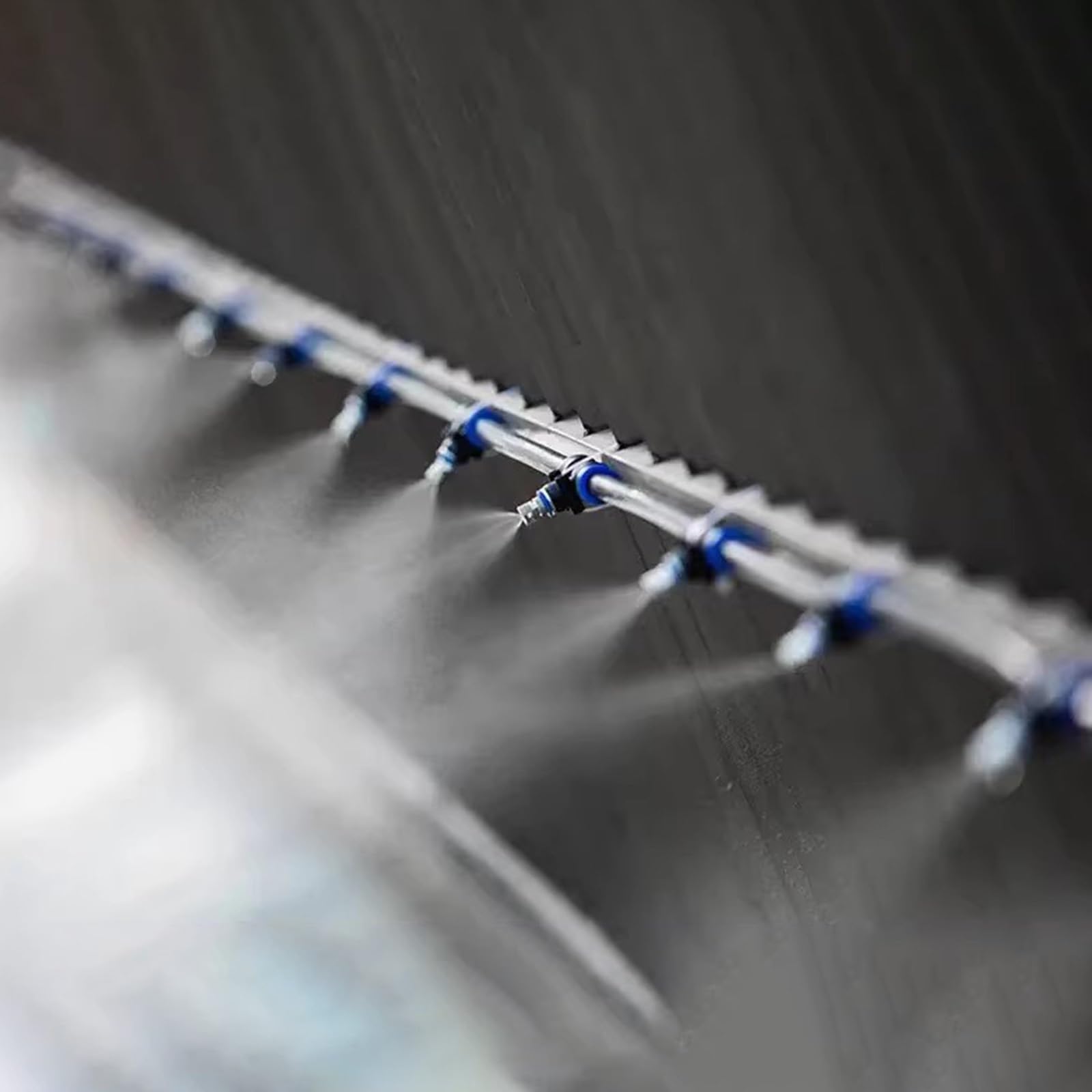Bewässerungsspray Bausätze Automatisches Sprinkler-Bewässerungssystem für Baustellen/Viehfarmen, Outdoor-Berieselungs-Kühlsystem mit Schlauch/Düsen, Gartenbewässerungsset für Pflanzen(394inch/10m/32.8