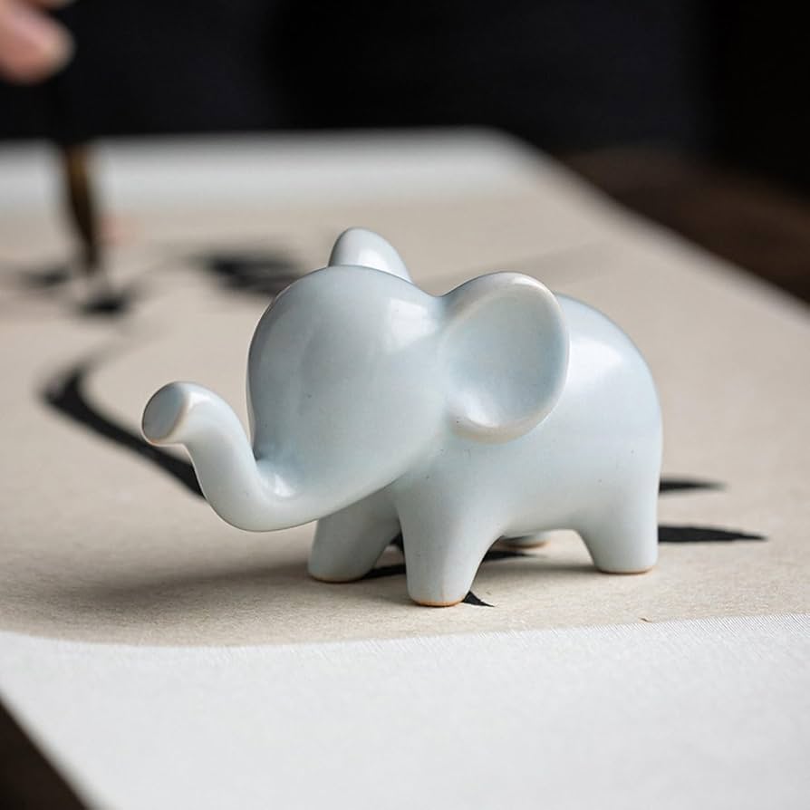 Amazon.co.jp: [dhiuebc] 縁起物 動物 置物 玄関 グッズ 象 ネコ