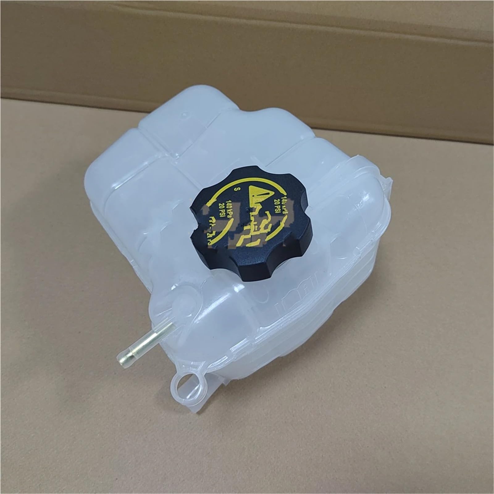 Zestaw Chłodzący Dla Buicka Pasuje do Cascady Pasuje do Chevroleta Zbiornik płynu chłodzącego 13256825 13465094 13256823 13393368 603-383 podkładka termiczna