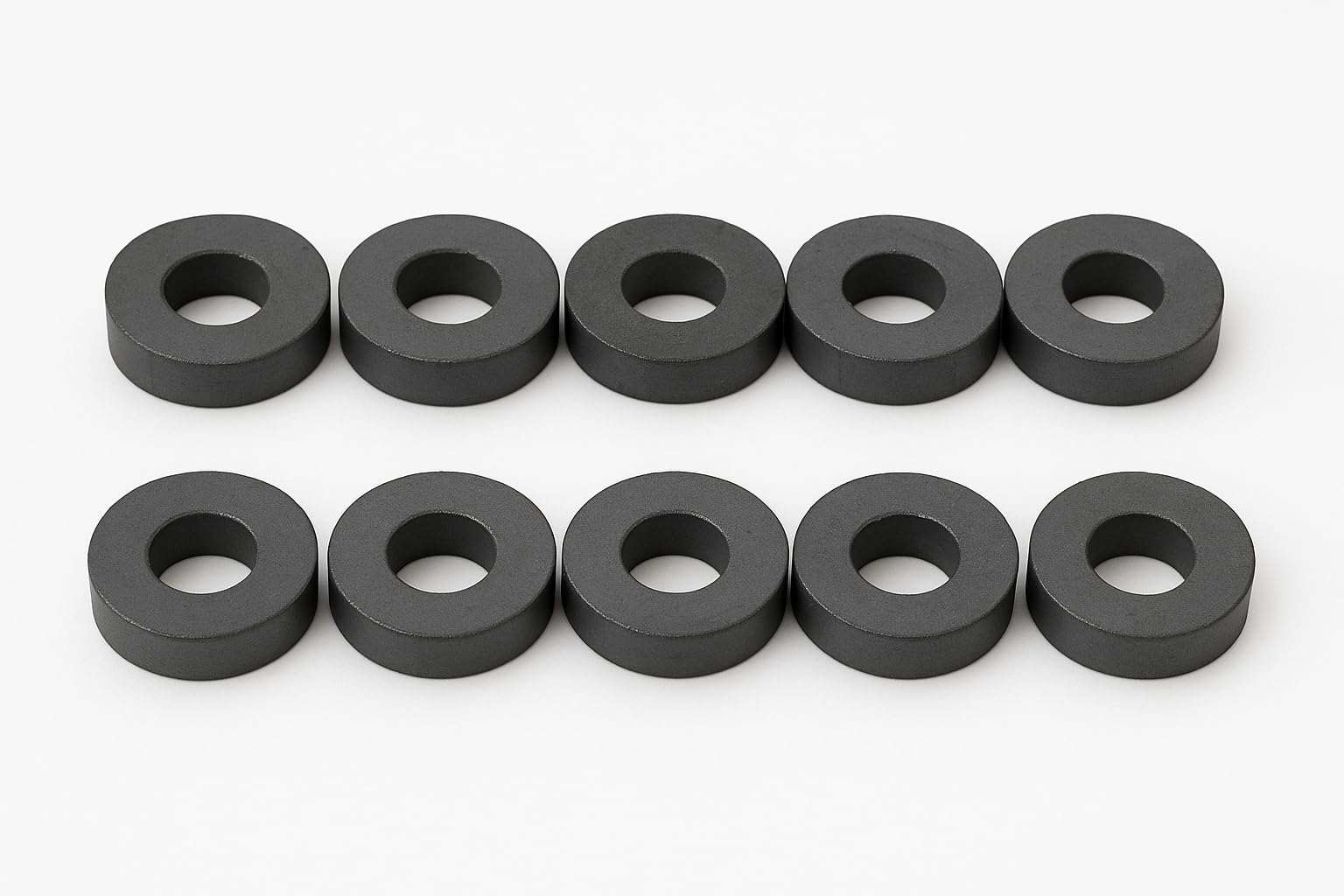 Imanes de ferrita, 20 x 10 x 5 mm, 10 unidades, anillo magnético fuerte con agujero, color negro, cerámica, sin revestimiento, para bricolaje, taller, hobby y hogar