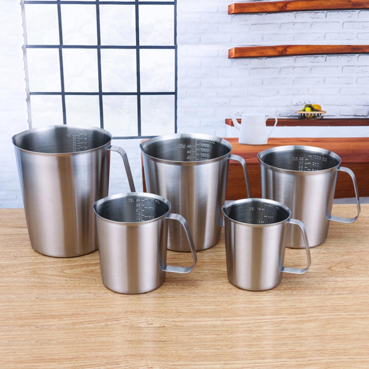 Taza Medidora con Asa de Acero Inoxidable 304 de 1500 Ml Resistente Oxidación, Adecuado para Hornear y Preparar Café o Té con Leche