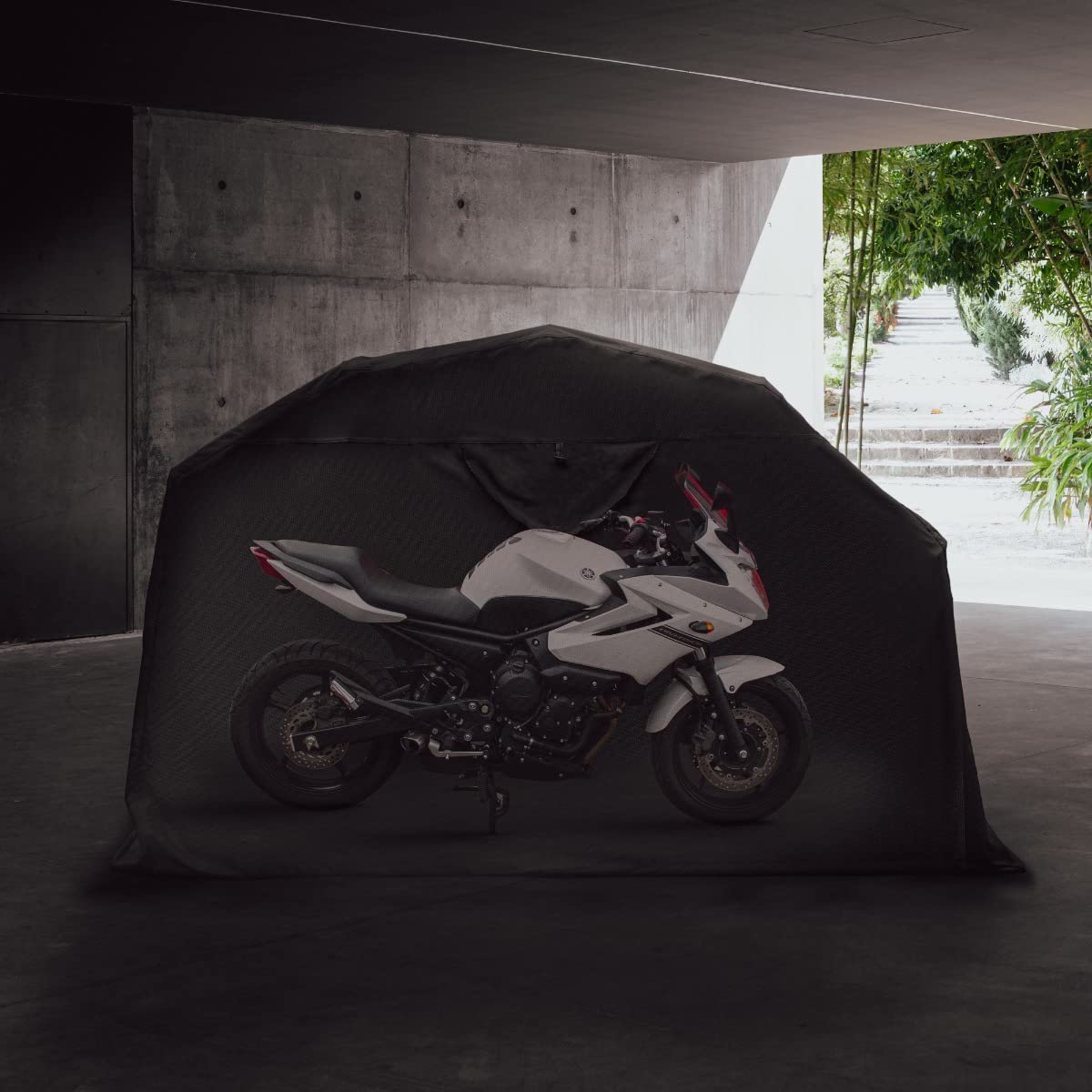 Tente à Moto XL Pliable Housse de Protection Tissu Imperméabkle & Anti-UV Noire Rangement Garage Extérieur Bécane Motoguard Imperméable [2 Cadenas + Fixations au Sol Inclus]