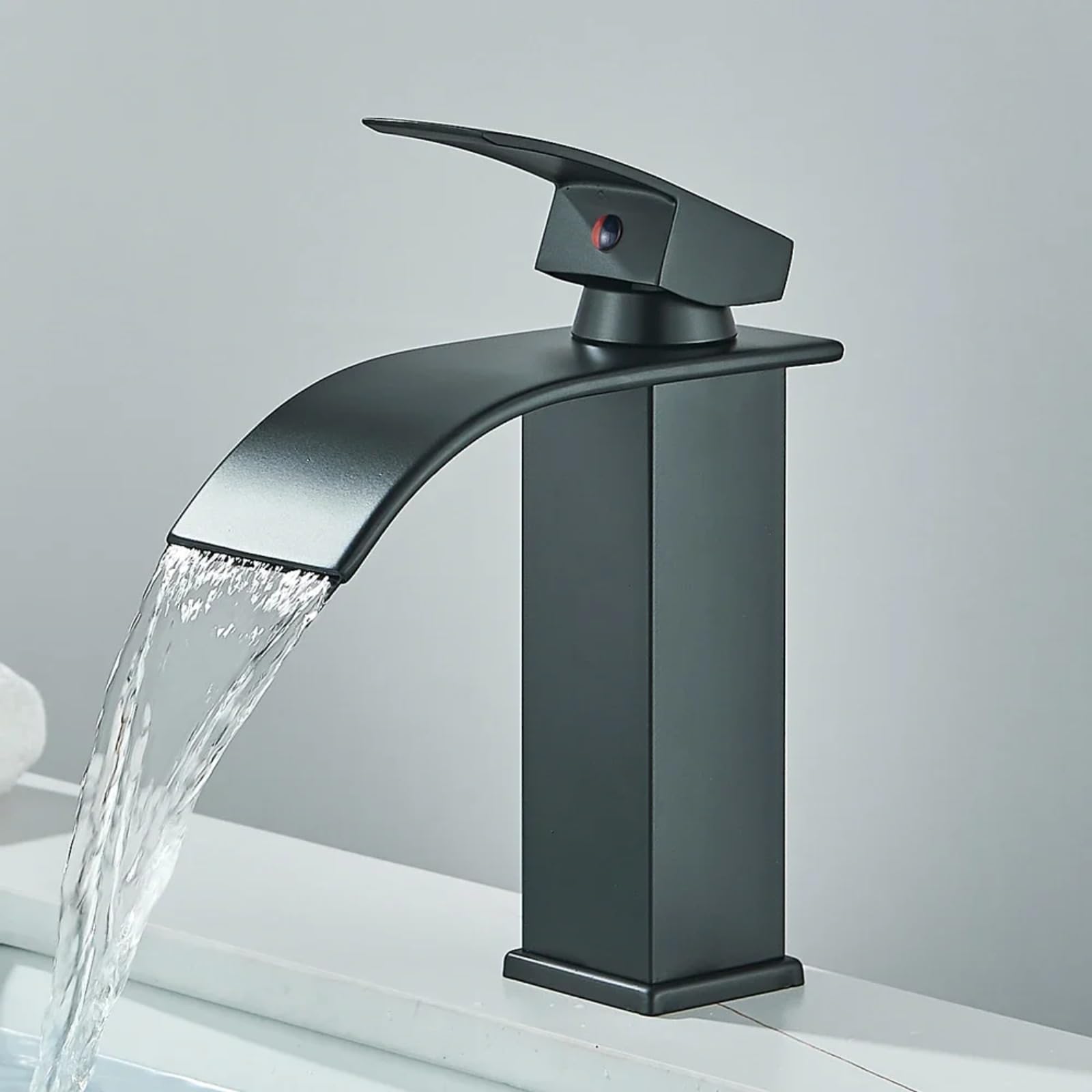 Robinet de lavabo mitigeur eau chaude froide pour évier de bain