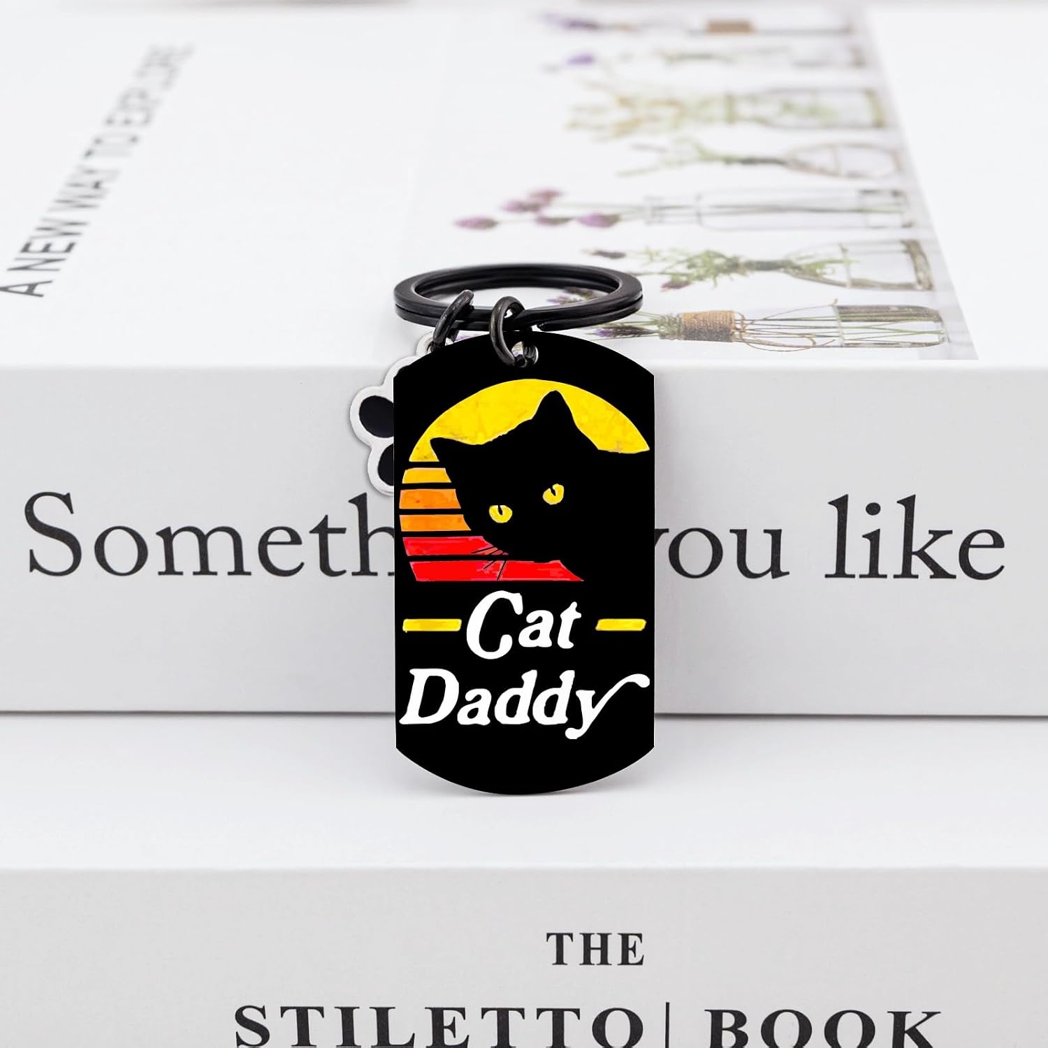 OEHEDOU Cat Parents Gifts Keychain Cat Dad Gifts For Men Cats Mom Gift For Women Cats Themed Gift For Kitty Lovers Owners