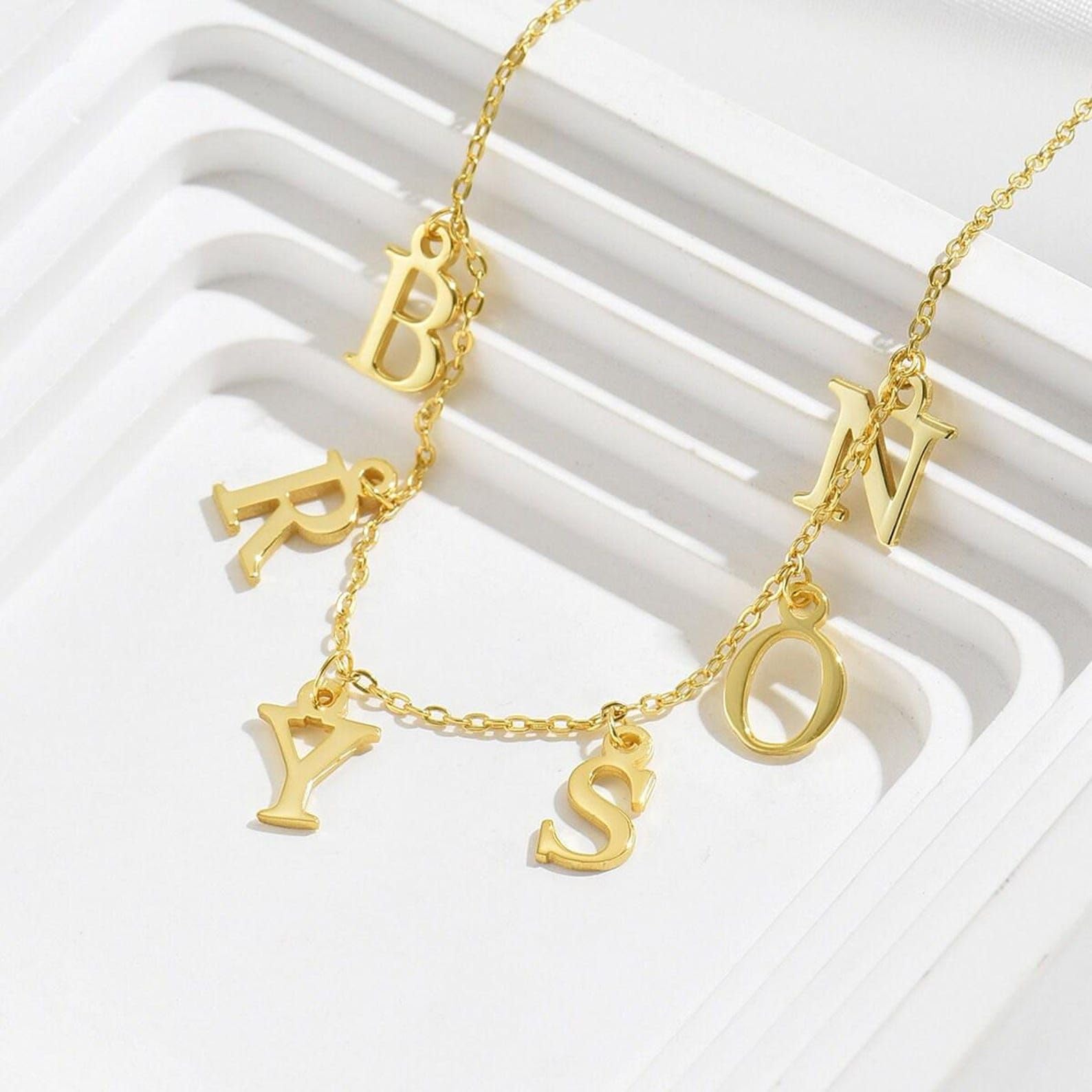 Collana personalizzata con iniziale o nome, girocollo con lettera fatto a mano