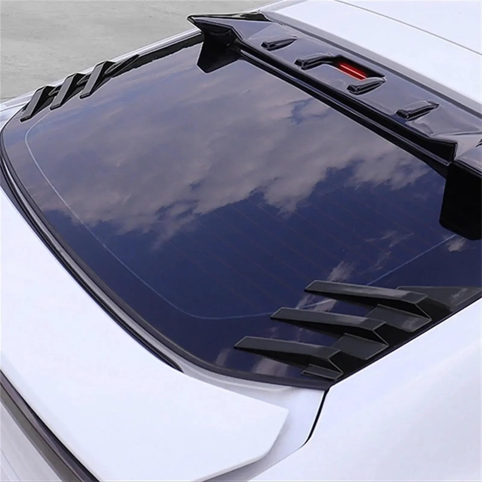 Autofensterleisten Heckscheiben-Seitenspoiler-Lüftungsöffnungen, Dekoration, allgemeine Fensterlamellen, universelles dekoratives Außenflügelzubehör Jalousien-Autoaufkleber(Carbon Fiber Look)