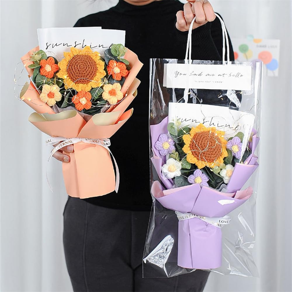 NatureMan Bouquet di fiori artificiali intrecciati a mano, con sacchetto regalo per San Valentino, compleanno, matrimonio, laurea, festa della mamma e decorazione per la casa (bouquet di rose viola)