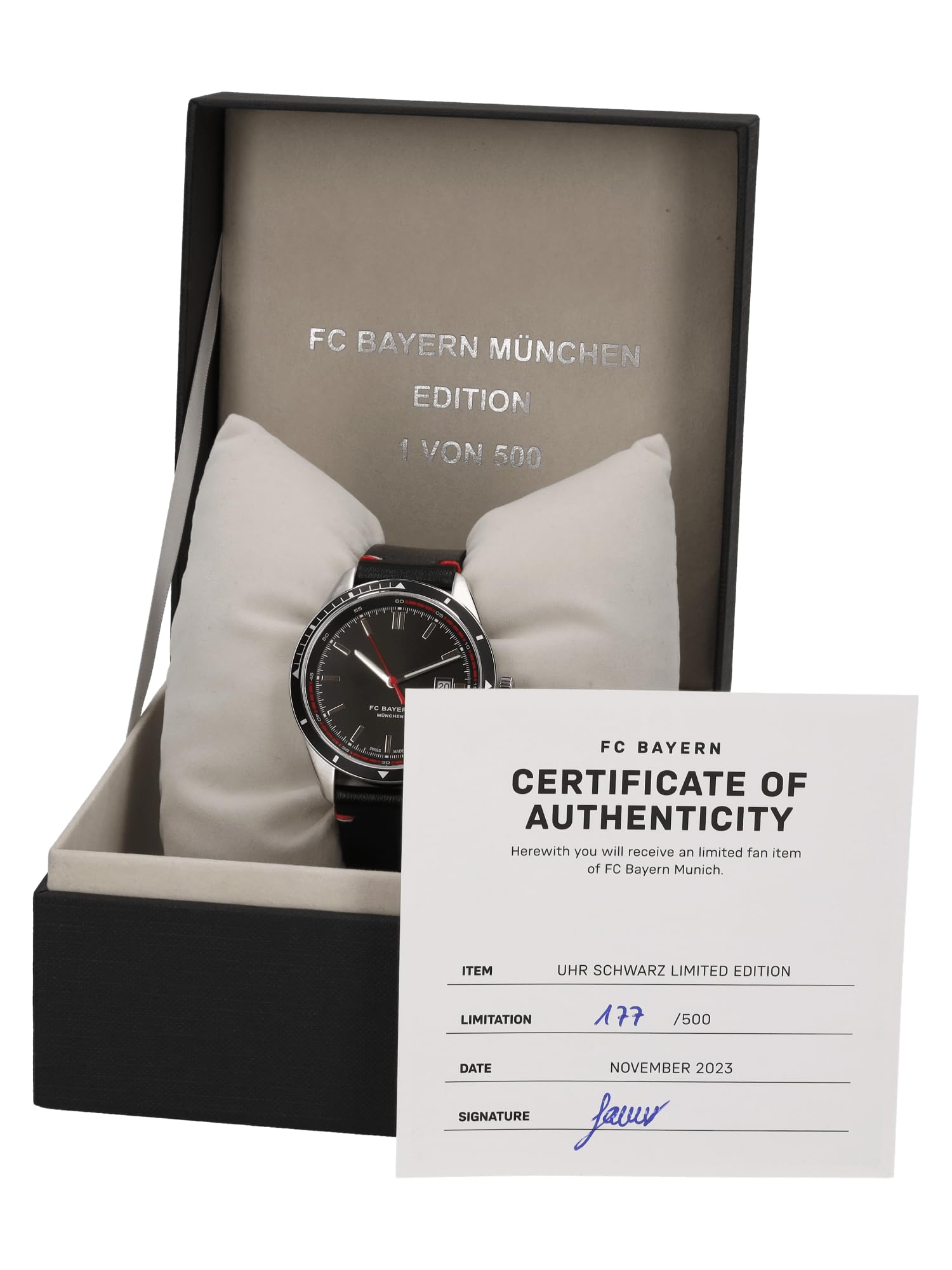 FC Bayern München Armbanduhr Limited Edition (Schwarz) I Quarzuhrwerk mit Lederarmband & Edelstahlgehäuse I Wasserdicht bis 3 ATM I Offiziell lizenziert
