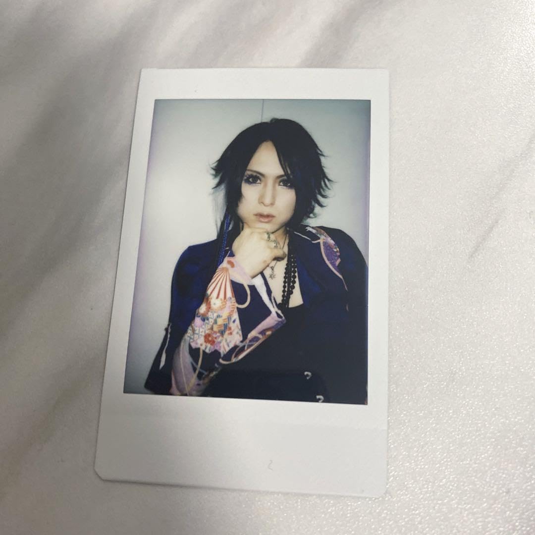 V系 ヴィジュアル系 バンド Ray℃ ドラマー Charlie チェキ Amazon.co.jp: BORN Ray チェキ ヴィジュアル系 V系 コテ系 グッズ
