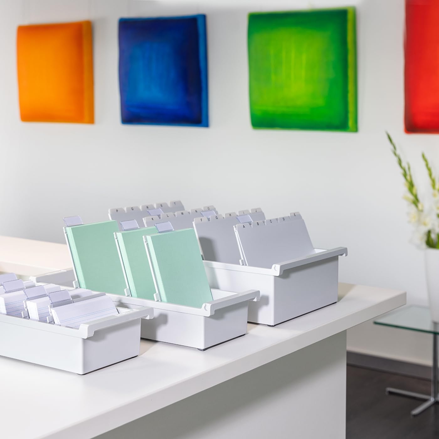 HAN 967-0-11, Card index tray A7 landscape. Innovative, attractive design holds 800 cards, supplied with 1 support plate with clear index tab, light-grey