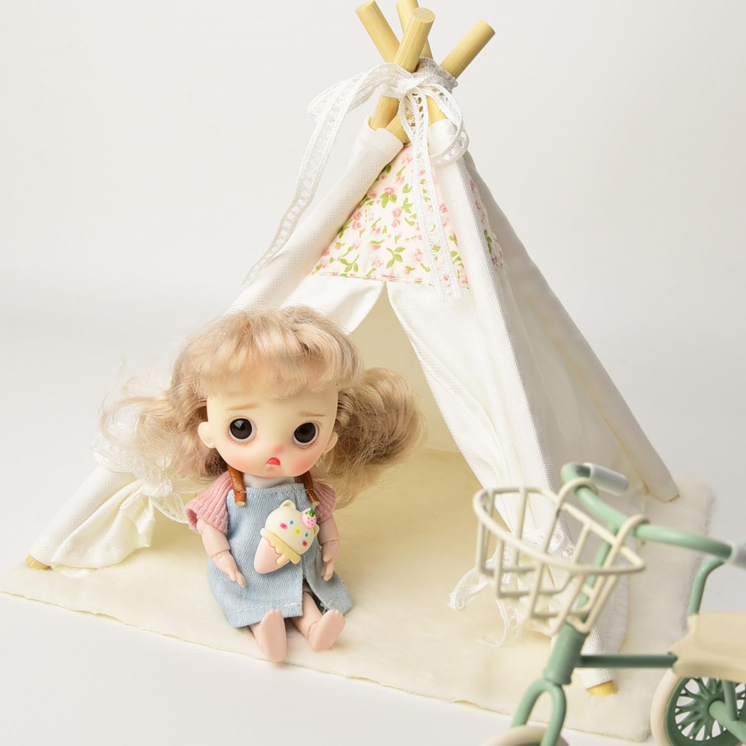 Minamzee 1:12 Dollhouse Camping Bed Tent, 1 Set Fairy Style Mini Pink Lace Tent with Carpet - Image 4