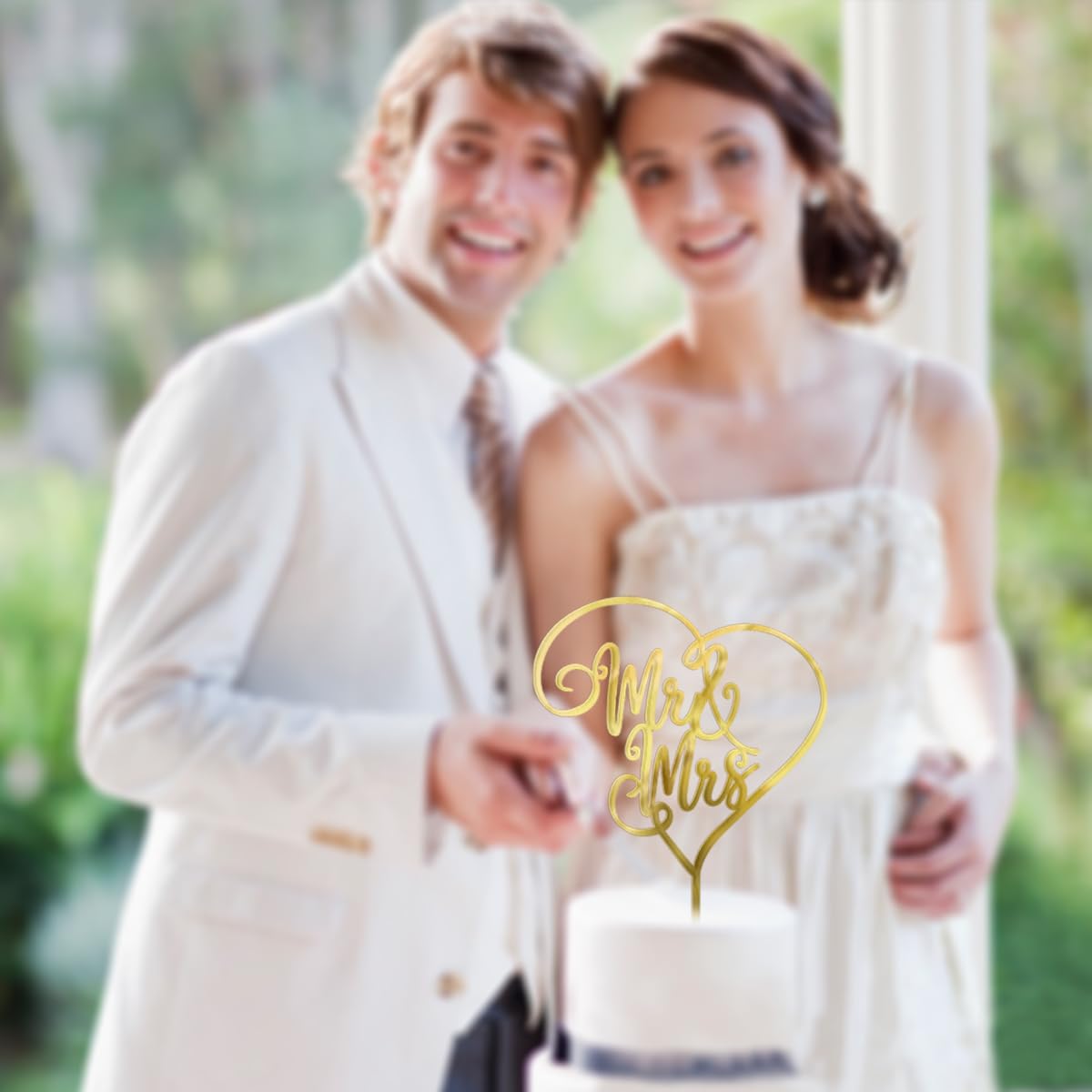 Mirror Gold Mr & Mrs Cake Topper - Acrylic Wedding Cake Decor For Anniversaries & Bridal Showers