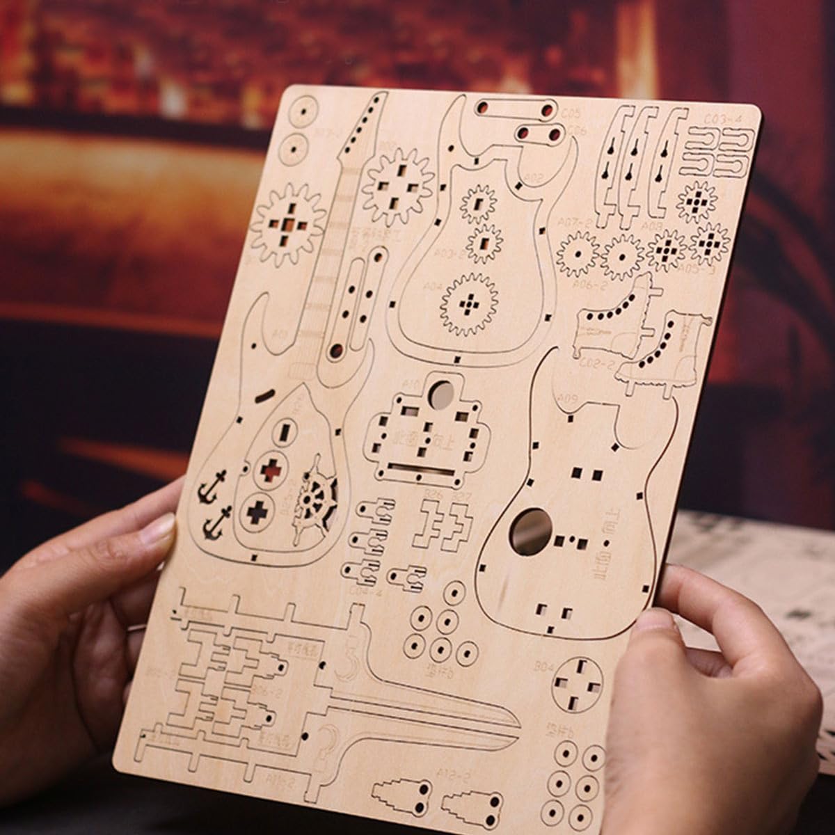 Kit di costruzione in legno 3D, carillon per chitarra, trasmissione meccanica, modello in legno per adulti, da costruire, decorazione per la casa, regalo di compleanno di Natale (150 pezzi)