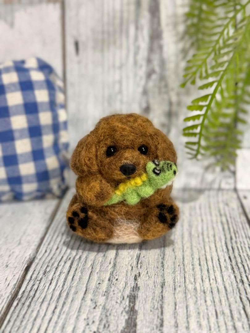 羊毛フェルト マルプー(トイプードル×マルチーズ) ぬいぐるみ 癒し