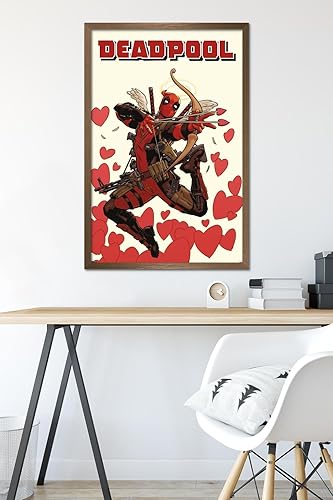 Miniatura 6 de Trends International Marvel Comics Deadpool - Póster de pared de Cupido, 34 pulgadas de largo x 22.4 pulgadas, versión enmarcada en bronce