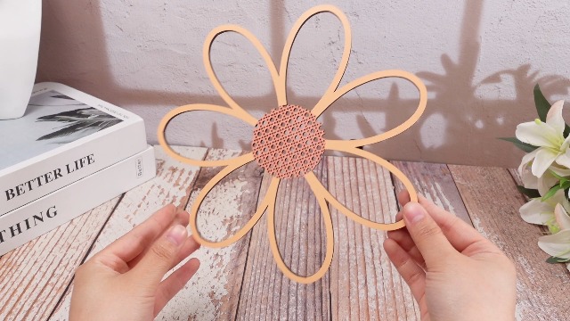 Amazon.com: Thyle 6 Pcs Daisy Wall Decor Wooden Flower for Nursery