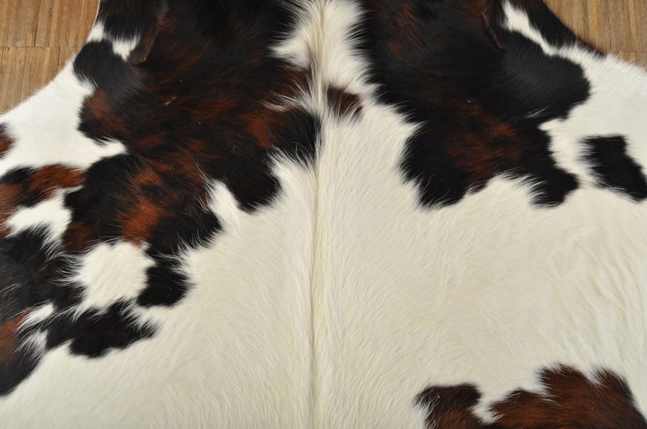 Kuhfelle Online & Nomad KUHFELL RINDERFELL DREIFARBIG BRAUN WEIß 210 x 190 cm Tricolor KUHFELL Teppich