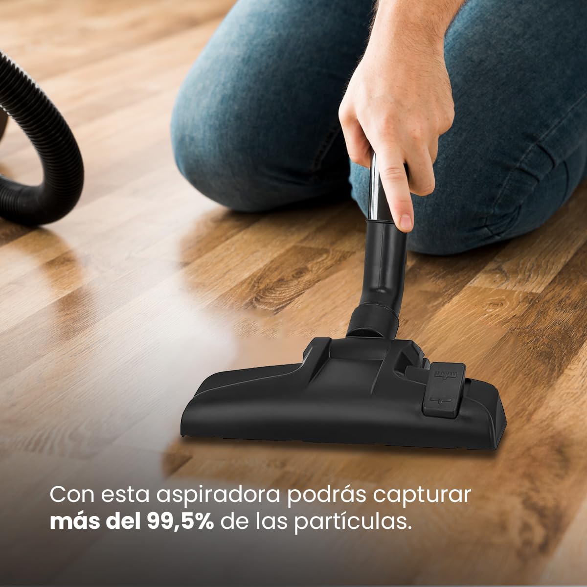 Kubo - Aspiradora sin Bolsa Filtro HEPA - Incluye 4 Accesorios - Funcionamiento Silencioso de 79 dB - Succión de 13 Kpa - Depósito de 2,5 L - Potencia 700W - Color: Quetzal Green