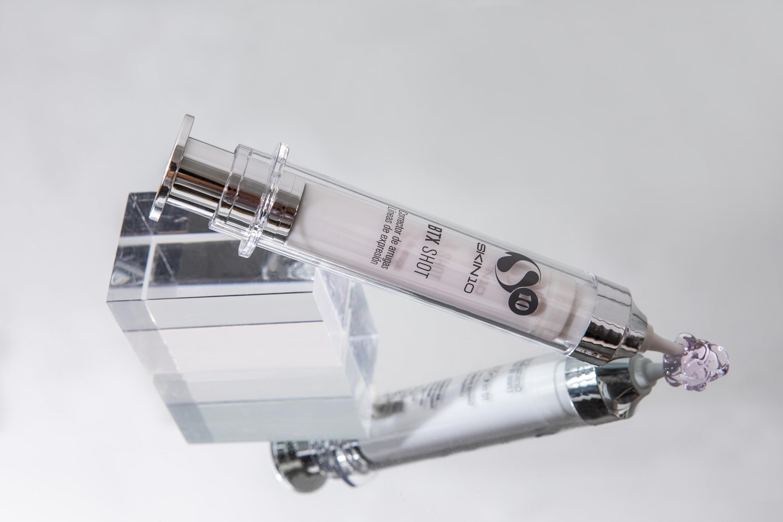 MEDICHY MODEL - Skin10 BTX Shot Tratamiento descontractivo de las arrugas - Efecto Reafirmante y Antiedad - Fórmula Hidratante para Piel Firme y Suave - 10 ml