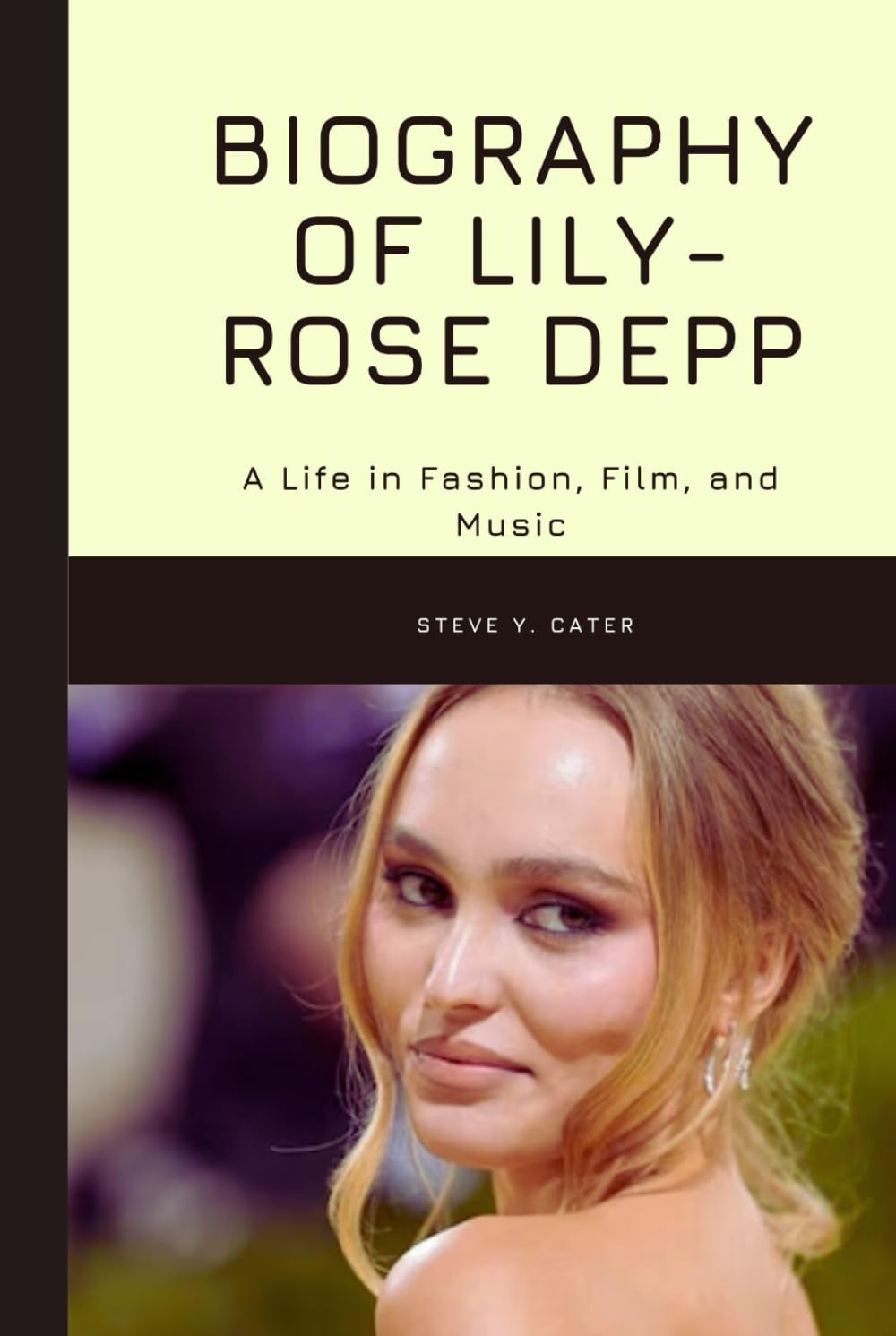 Biographie de Lily-Rose Depp : le livre idéal à offrir aux passionnés de mode et de musique