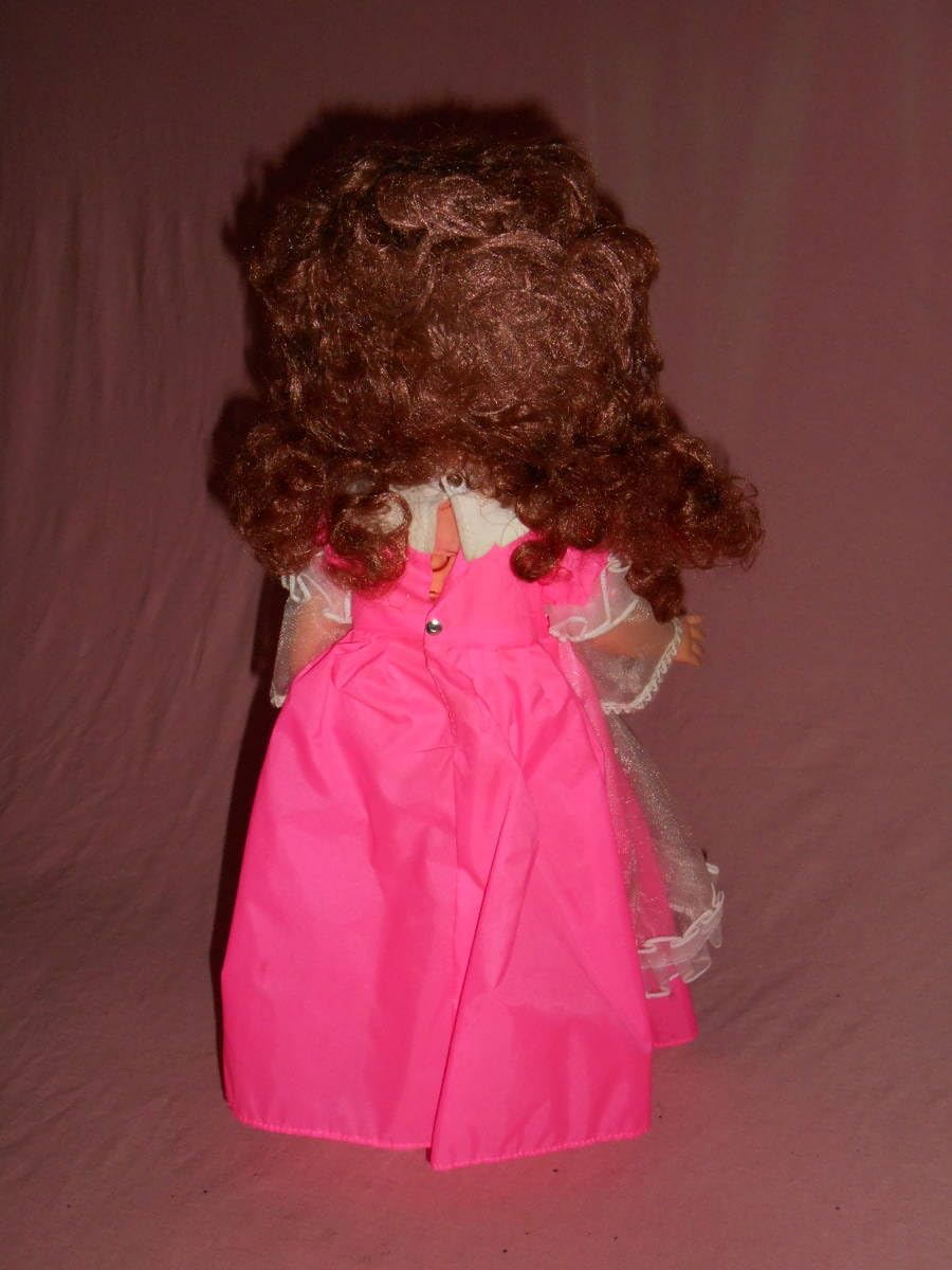 Amazon.co.jp: 古い着せ替え人形おはなしマーガレットちゃん歩行人形