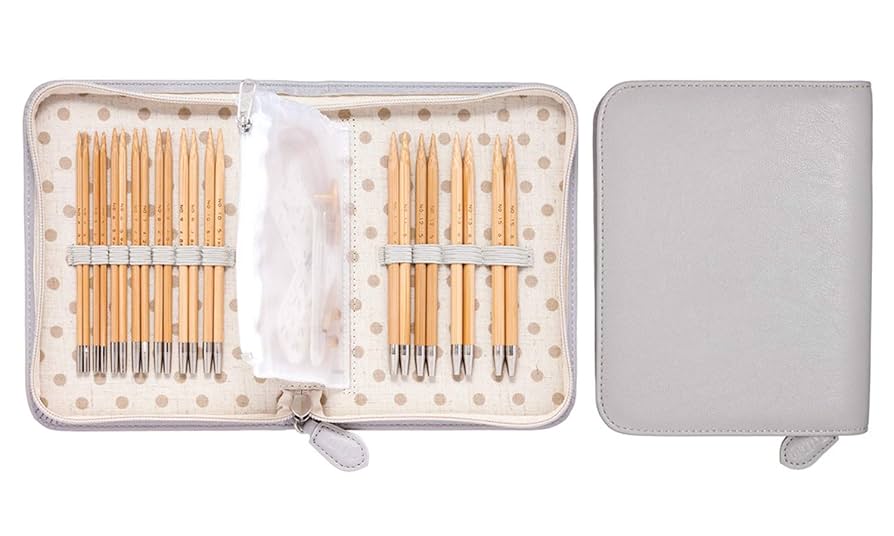 ネプテューヌ キャリングケース ＆ クリーナーストラップ コンプ