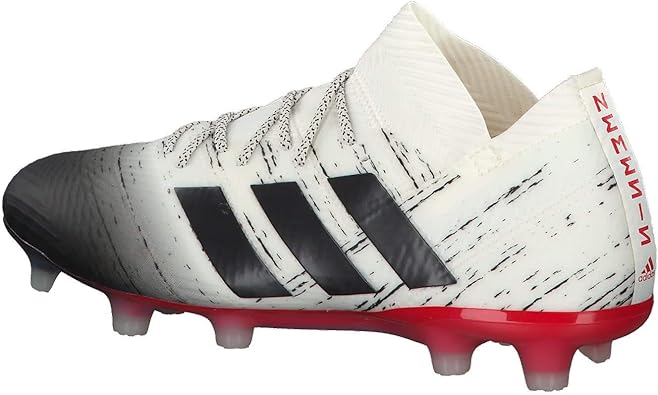 nemeziz zwart