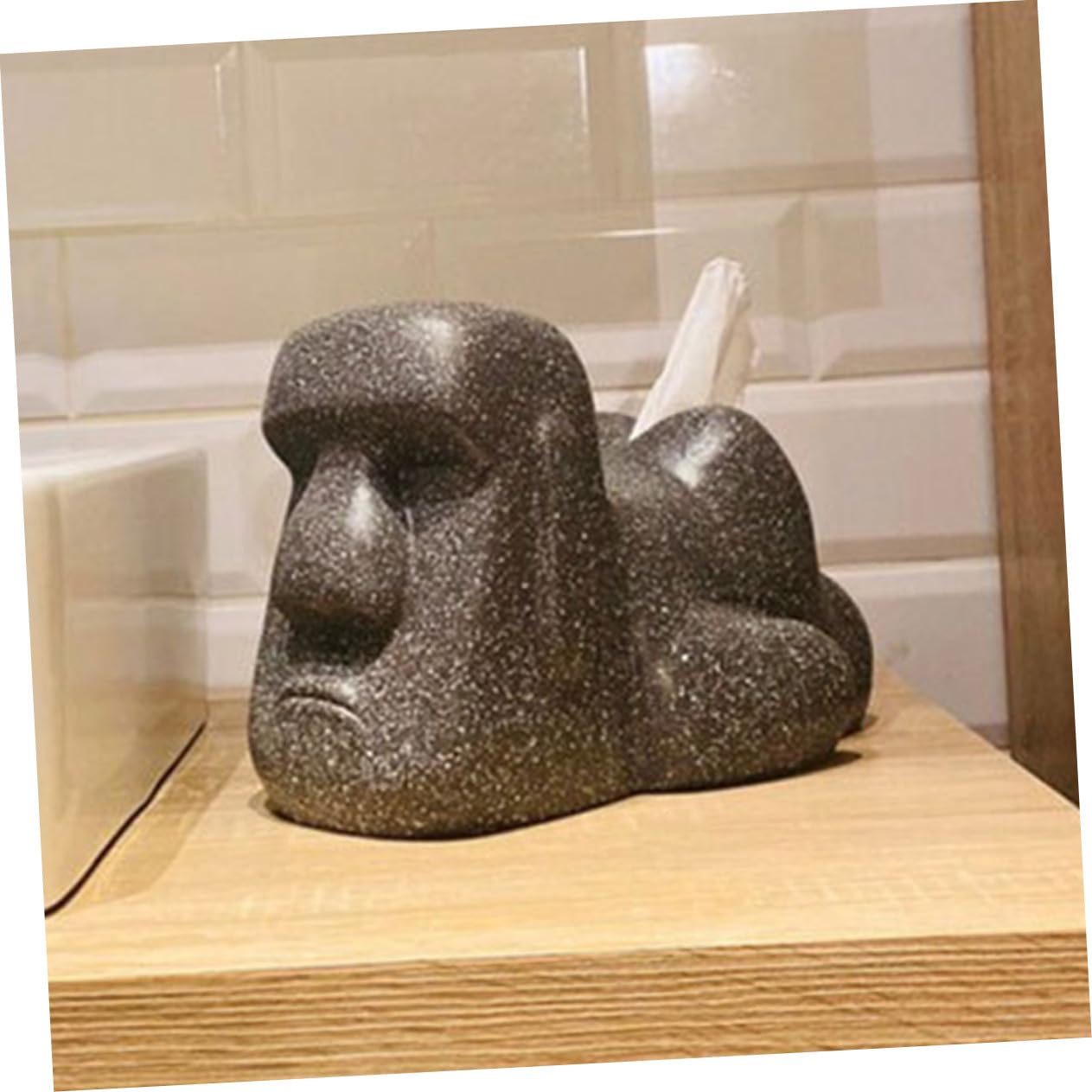 LALAFINA Kreativer Moai Taschentuchhalter aus Kunstharz Dekorativ und Praktisch für Badezimmer und Wohnzimmer Einzigartiges Elegantes Design in Schwarz