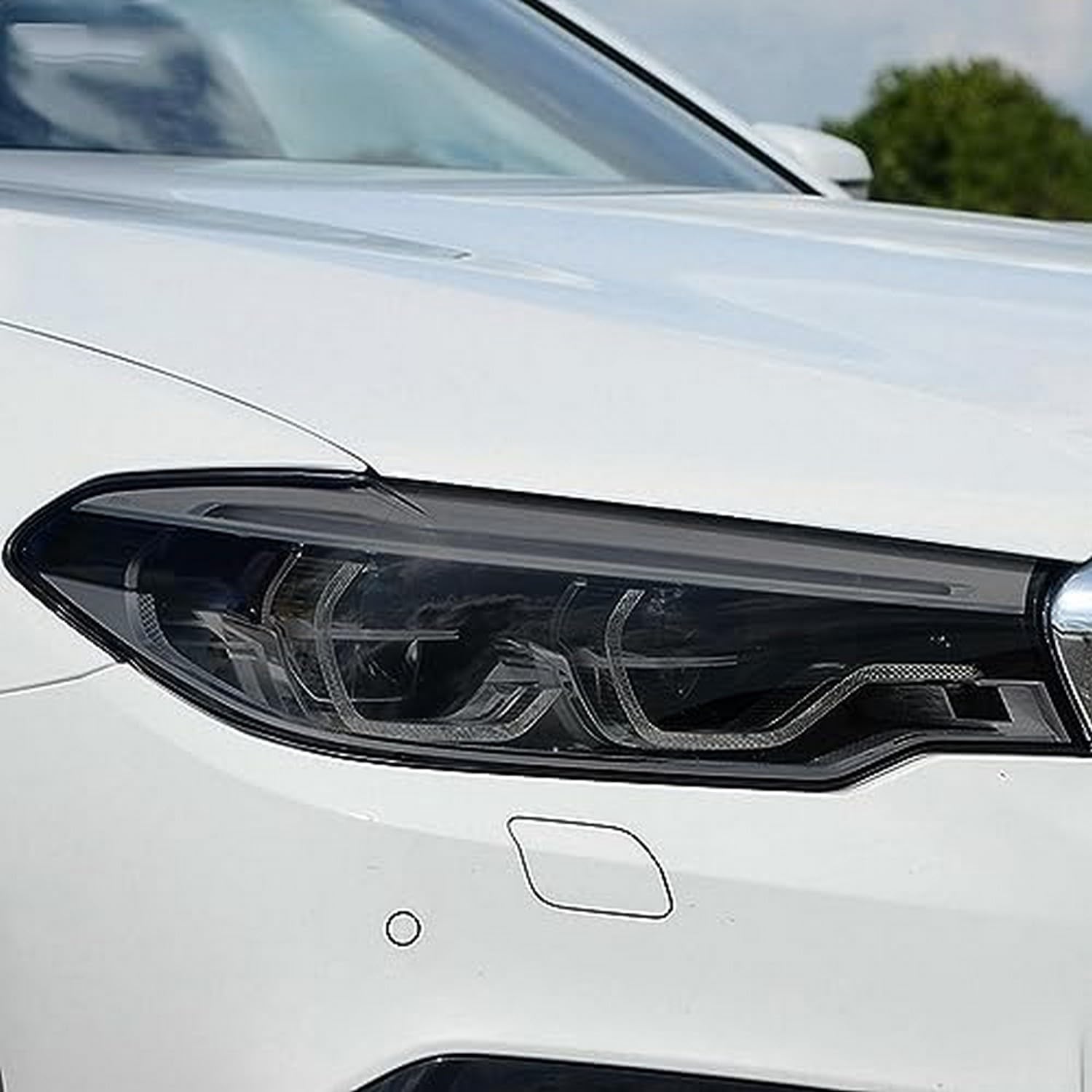 Film de protection pour phare de voiture au quotidien sur BMW M5 F90