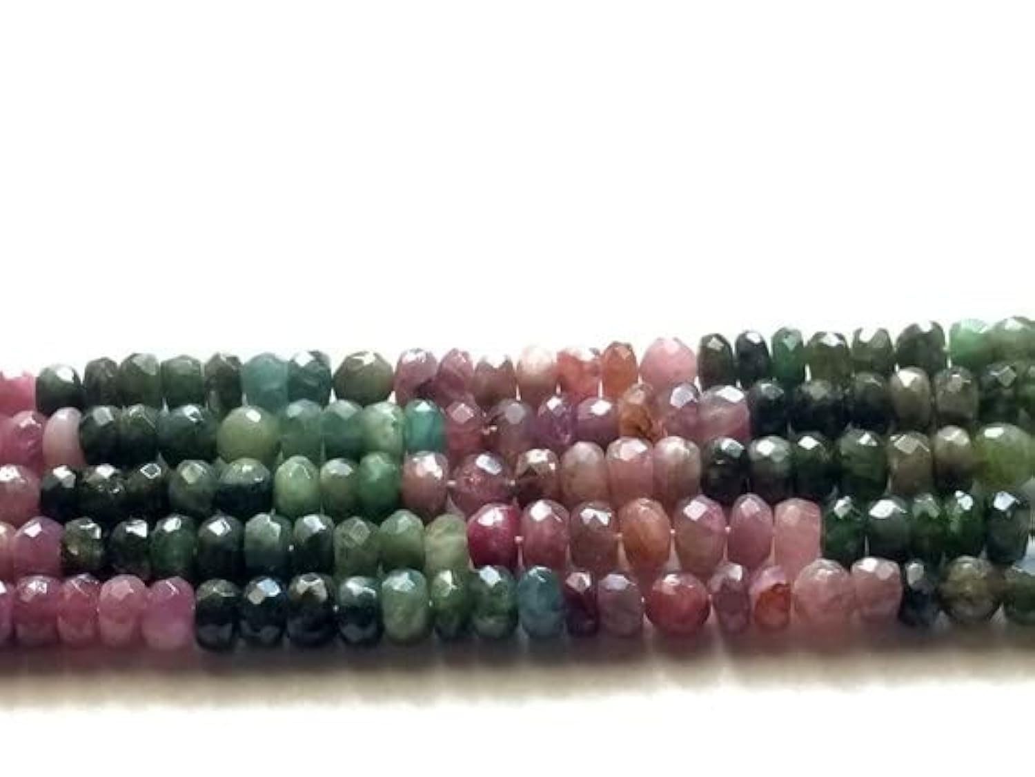 Collier en tourmaline multicolore avec perles de 3mm pour sublimer votre tenue de soirée chic