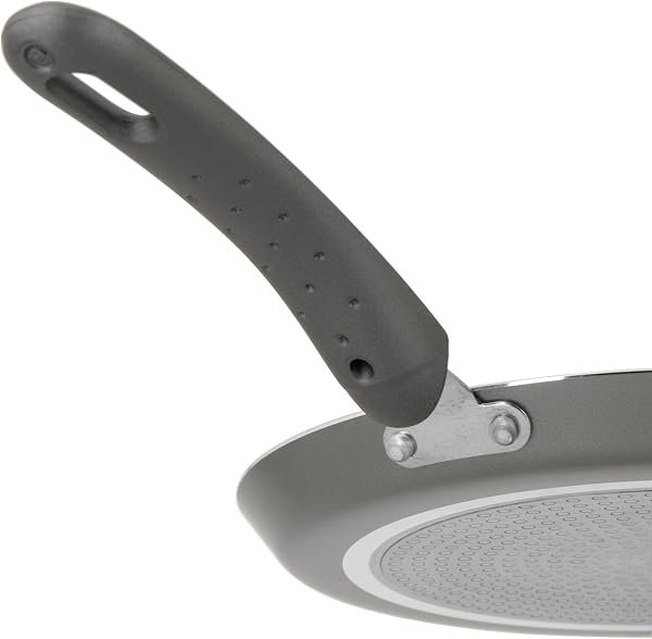 Crealys 539346 Poêle à Crêpes Aluminium AUTAN Ø 26cm - Revêtement Antiadhésif Sain en Céramique effet pierre - Crêpière Coloris Gris - Manche thermorésistant silicone - Tous feux dont induction - 4