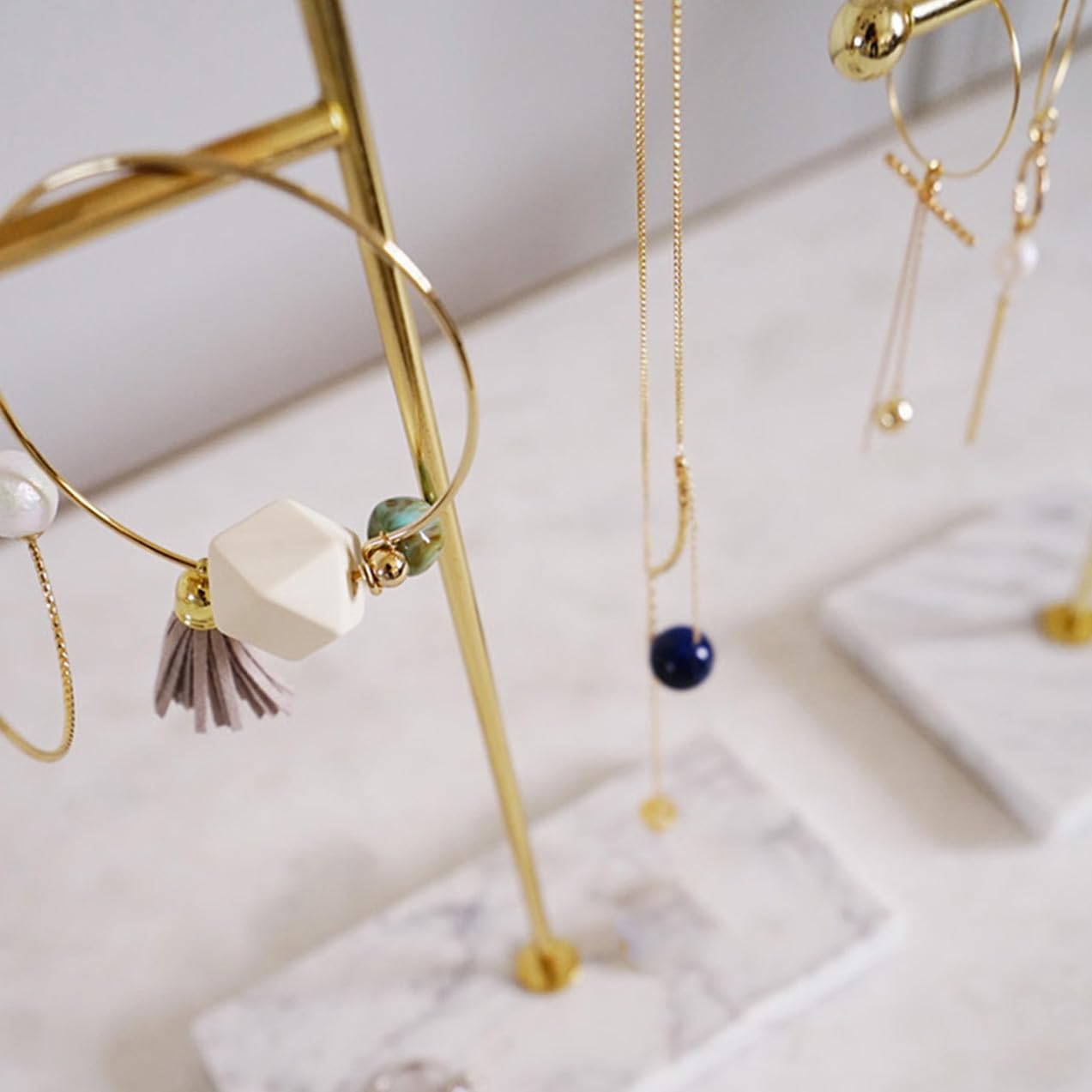 Modern Marble Seat Rack Watch Hanging Rack Necklace Stand Bracelet Display Holder Home Decor Organizer